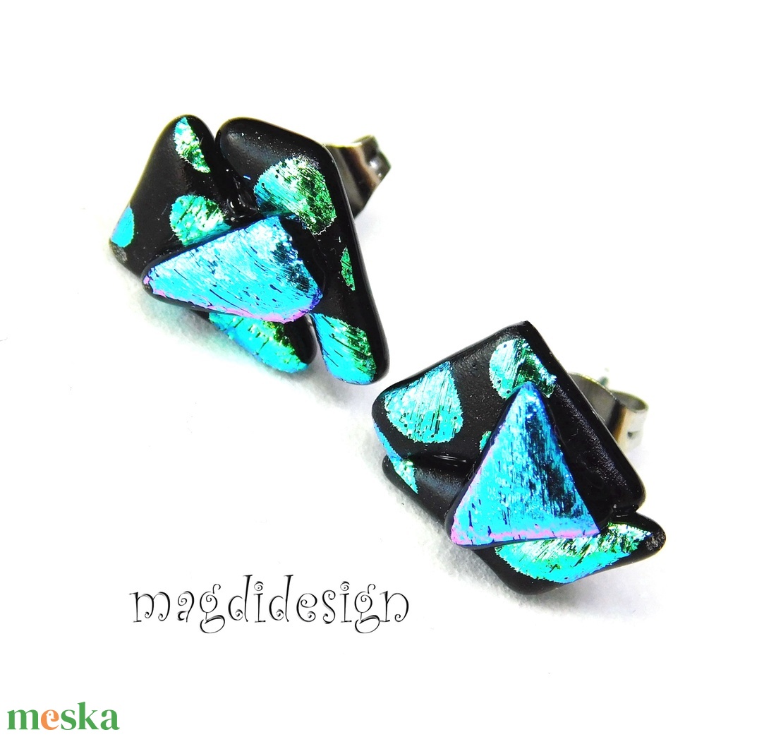 NEMESACÉL! Türkiz-kék  borzaska dichroic üvegékszer stiftes fülbevaló 1 - ékszer - fülbevaló - pötty fülbevaló - Meska.hu