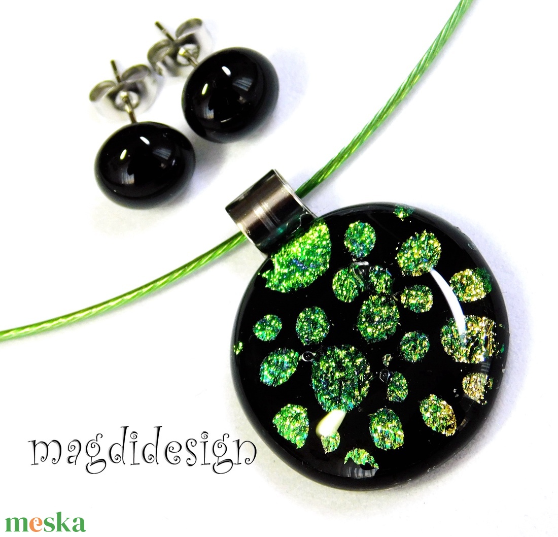 Univerzum arany-zöld feketén üvegékszer szett, nyaklánc, stiftes fülbevaló - ékszer - ékszerszett - Meska.hu