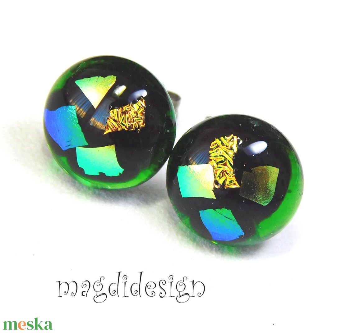 NEMESACÉL! Dichroic színkavalkád zöld üvegékszer pötty fülbevaló  4 - ékszer - fülbevaló - pötty fülbevaló - Meska.hu