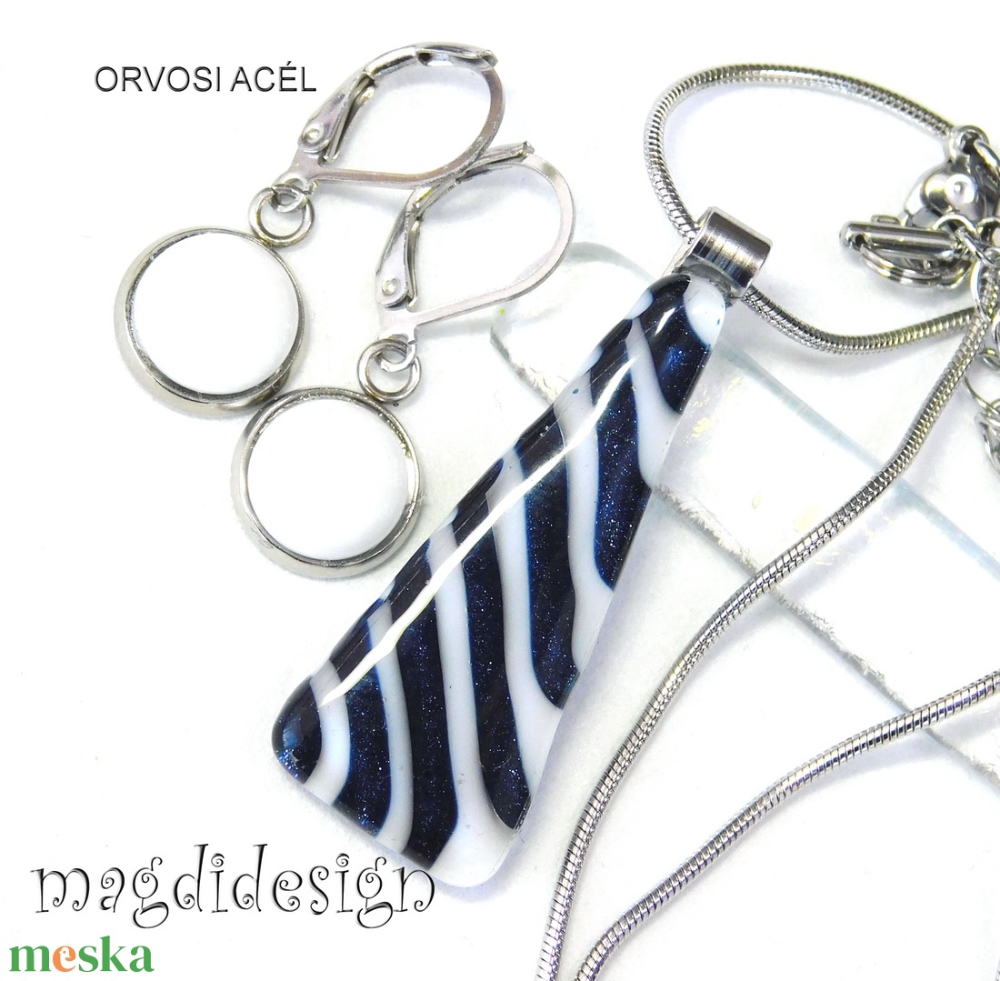 Tengerész csíkos üvegékszer szett, nyaklánc, kapcsos fülbevaló 1 - ékszer - ékszerszett - Meska.hu