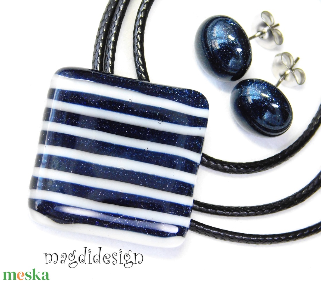 Tengerész csíkos üvegékszer szett, nyaklánc, stiftes fülbevaló - ékszer - ékszerszett - Meska.hu