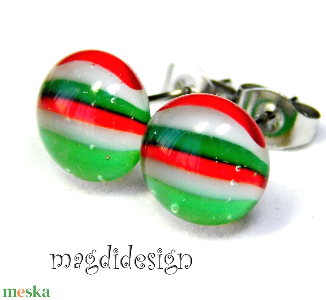 Nemzeti színű  -- Piros, fehér, zöld üvegékszer pötty fülbevaló --- Kokárda - ékszer - fülbevaló - pötty fülbevaló - Meska.hu