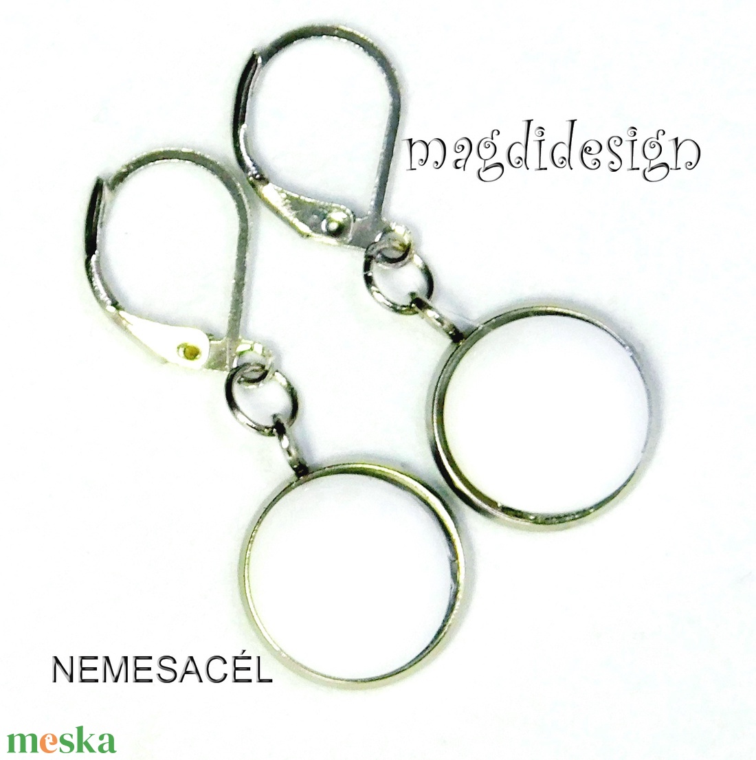 NEMESACÉL! Hófehér üvegékszer lógós fülbevaló - ékszer - fülbevaló - lógó fülbevaló - Meska.hu