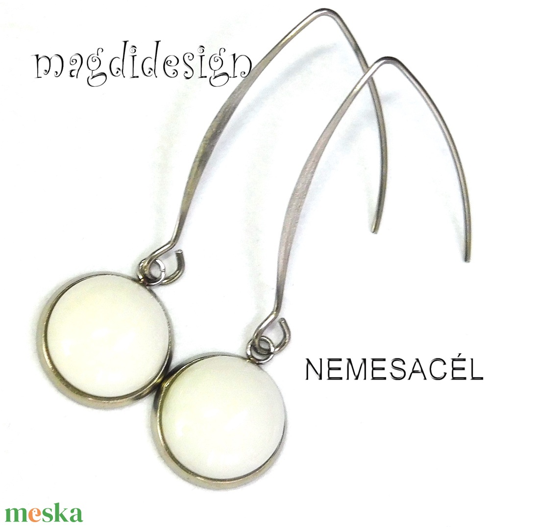 Krémfehér üvegékszer lógós fülbevaló, orvosi acél - ékszer - fülbevaló - lógós kerek fülbevaló - Meska.hu