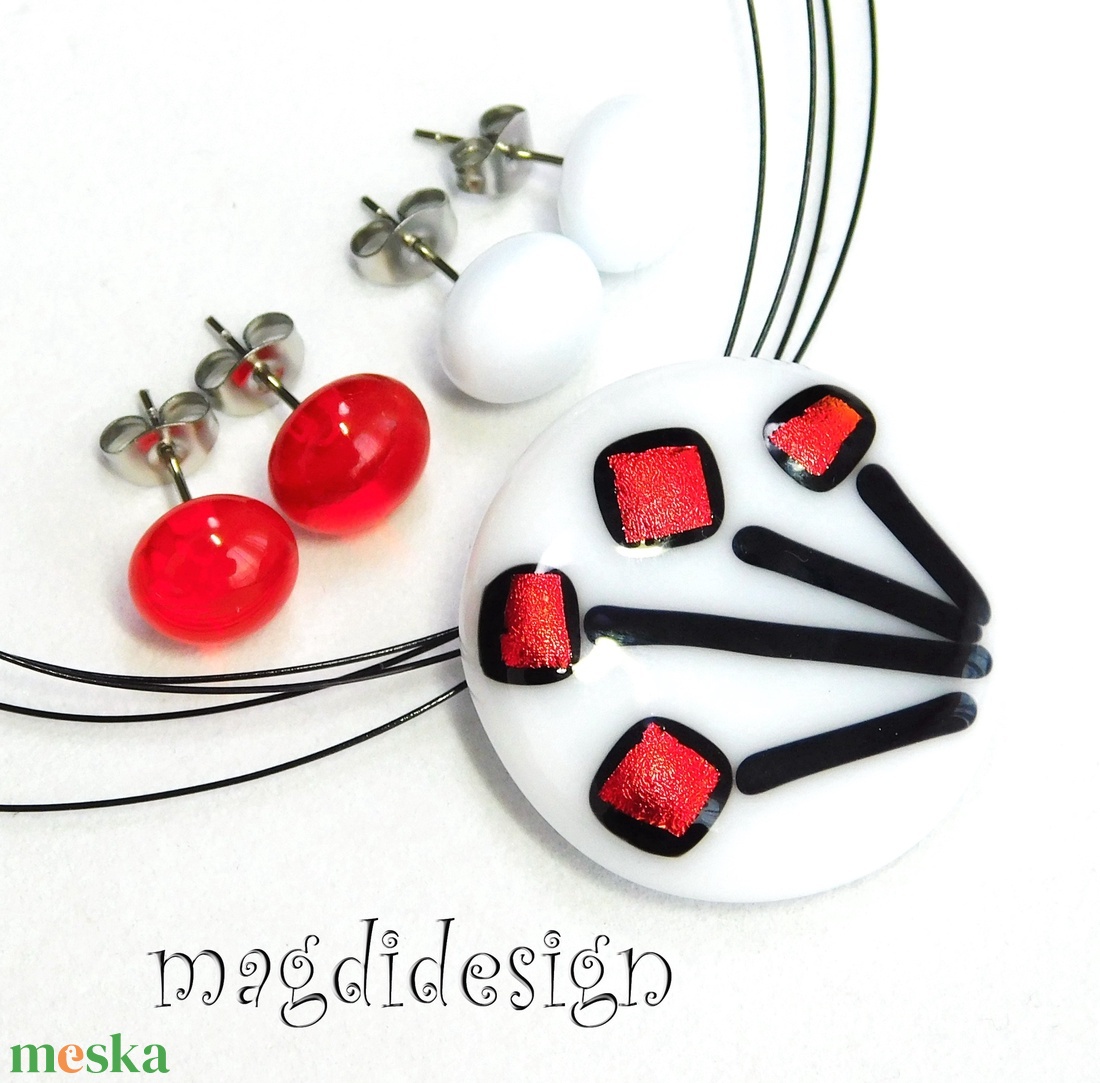 Vöröslő rügyfakadás üvegékszer szett, nyaklánc,  stiftes fülbevaló - ékszer - ékszerszett - Meska.hu