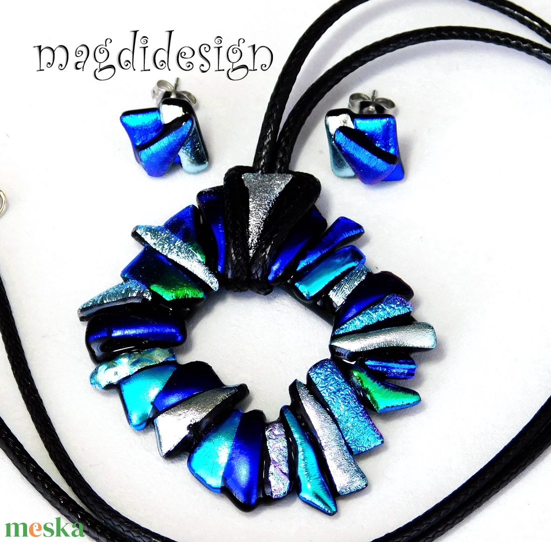 Csillogó ezüst-rózsaszín dichroic üvegékszer szett nyaklánc fülbevaló - ékszer - ékszerszett - Meska.hu