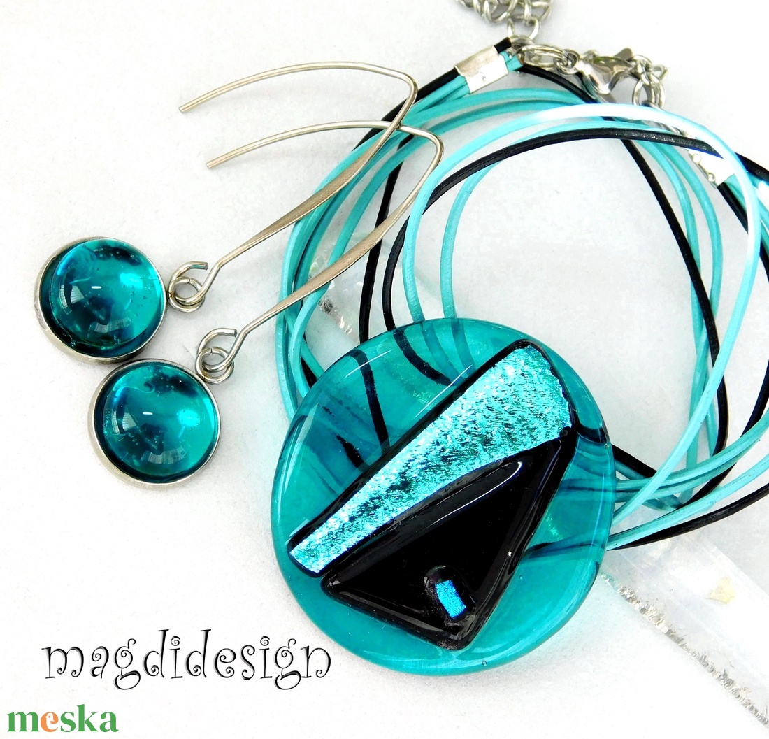 Türkiz-fekete színjáték dichroic üvegékszer szett lógó fülbevaló - ékszer - ékszerszett - Meska.hu