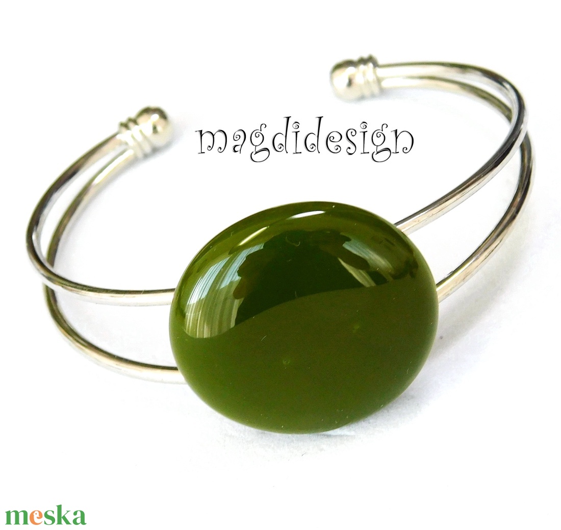 Mohazöld üvegékszer karkötő - ékszer - karkötő - karkötő medállal - Meska.hu