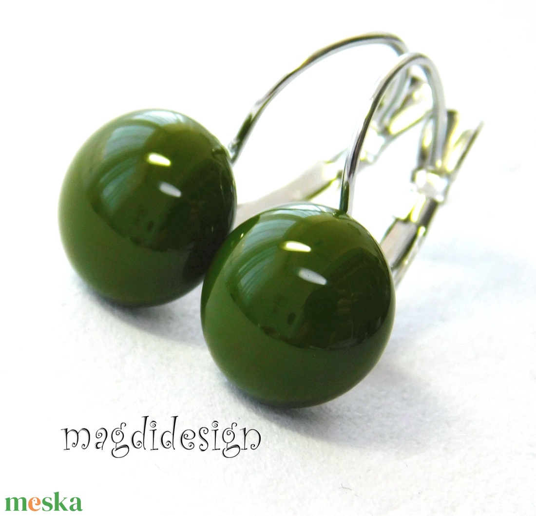 Mohazöld üvegékszer kapcsos fülbevaló - ékszer - fülbevaló - lógó fülbevaló - Meska.hu