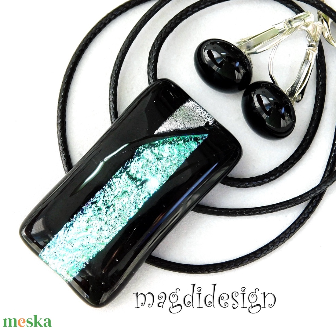 Türkiz-ezüst feketén dichroic üvegékszer szett kapcsos fülbevaló - ékszer - ékszerszett - Meska.hu