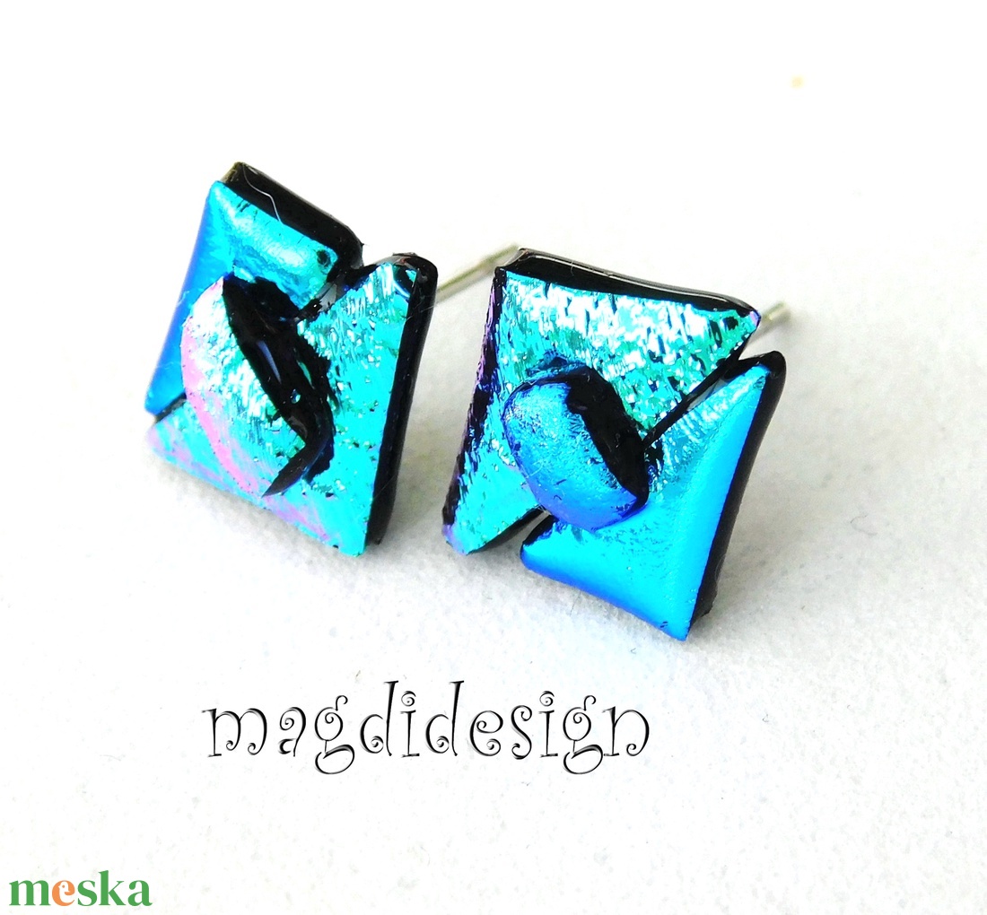 NEMESACÉL! Türkiz-kék borzaska dichroic üvegékszer stiftes fülbevaló  - ékszer - fülbevaló - pötty fülbevaló - Meska.hu