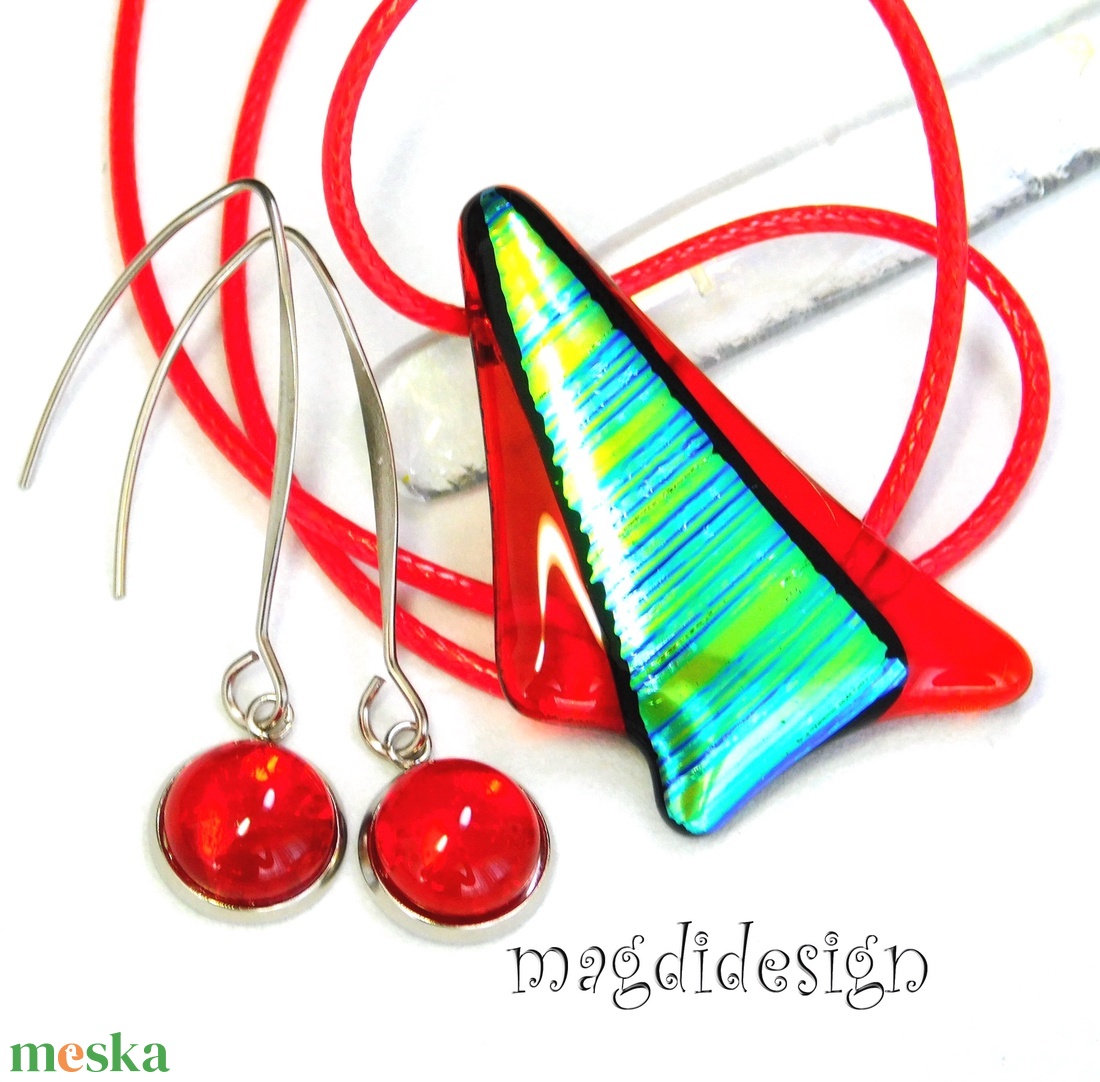 Tüzes türkiz-zöld csíkos szögek üvegékszer szett nyaklánc lógós fülbevaló - ékszer - ékszerszett - Meska.hu