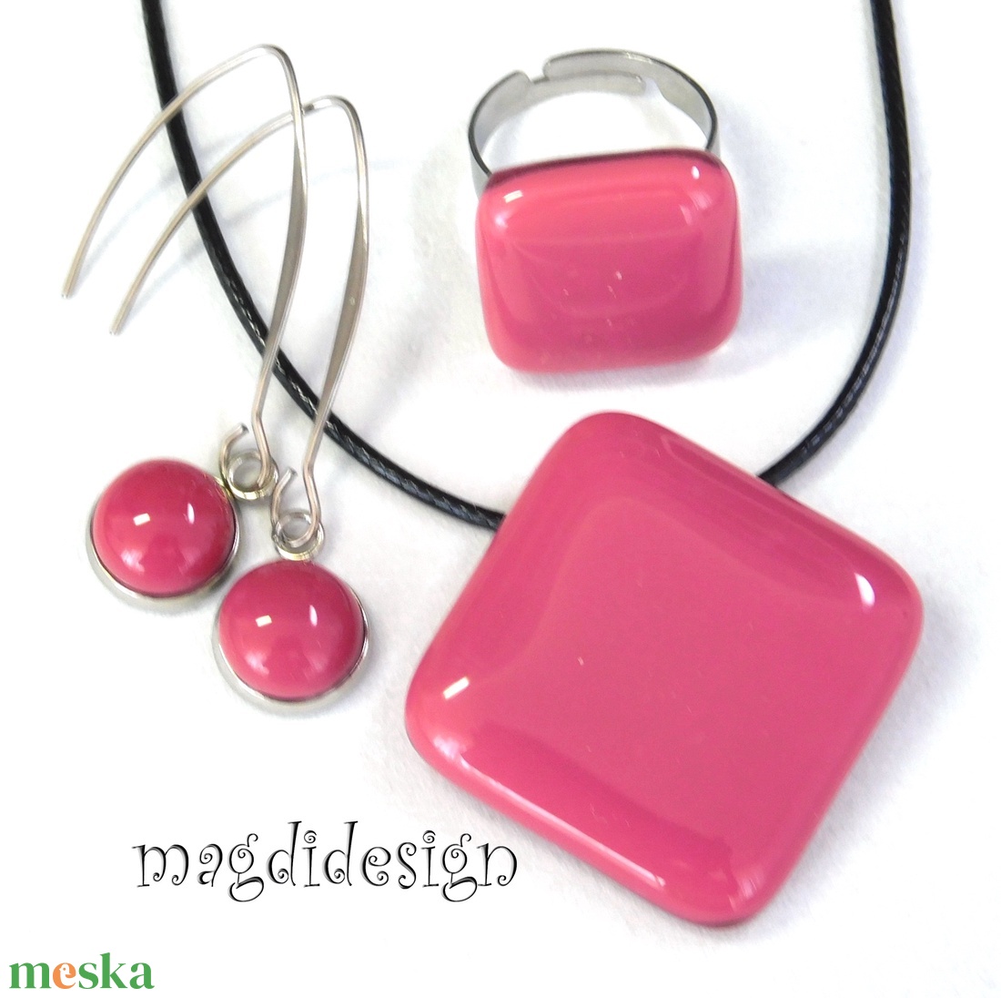 Mályvás-málna üvegékszer szett, nyaklánc, gyűrű, lógós fülbevaló - ékszer - ékszerszett - Meska.hu