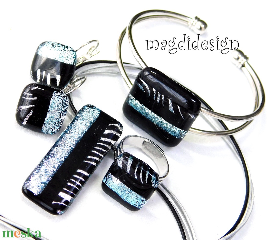  EXKLUZÍV  Fekete ezüst zebra üvegékszer szett nyaklánc, karkötő, gyűrű fülbevaló - Anyák napjára, ballgásra - ékszer - ékszerszett - Meska.hu