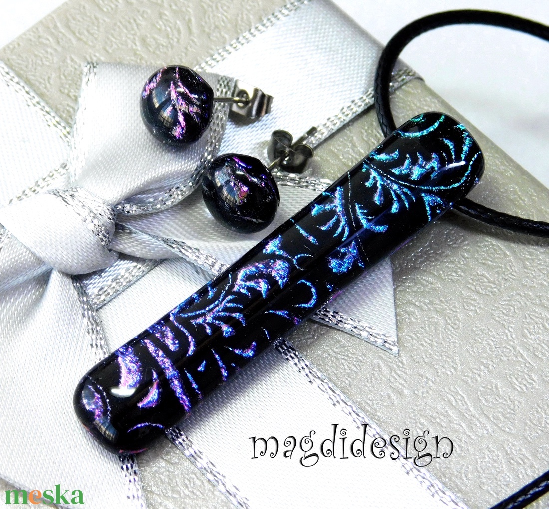 EXKLUZÍV Színjátszó tündérkert üvegékszer szett nyaklánc stiftes fülbevaló 3 - Anyák napjára, ballagásra - ékszer - ékszerszett - Meska.hu