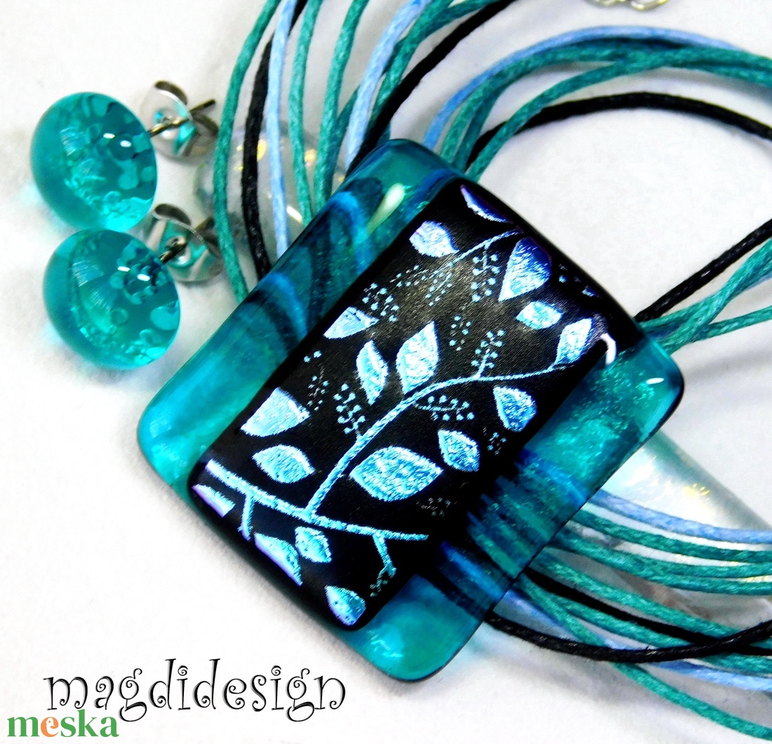 Tavaszi szél színjáték dichroic üvegékszer szett nyaklánc fülbevaló Anyák napjára, ballagásra, születésnapra, névnapra - ékszer - ékszerszett - Meska.hu