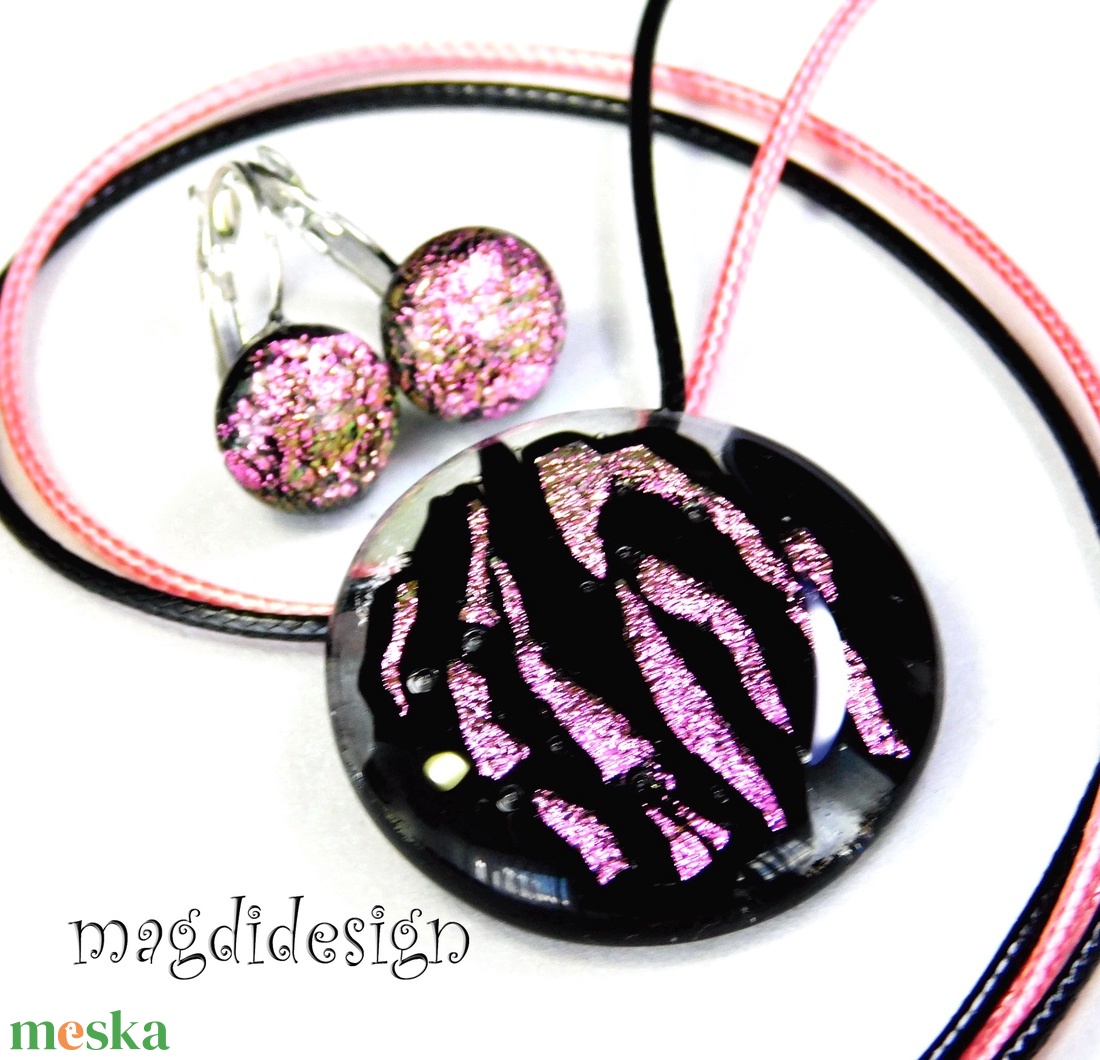 MAXI Rózsaszín fekete üvegékszer szett nyaklánc stiftes fülbevaló  Anyák napjára, ballagásra, születésnapra, névnapra - ékszer - ékszerszett - Meska.hu