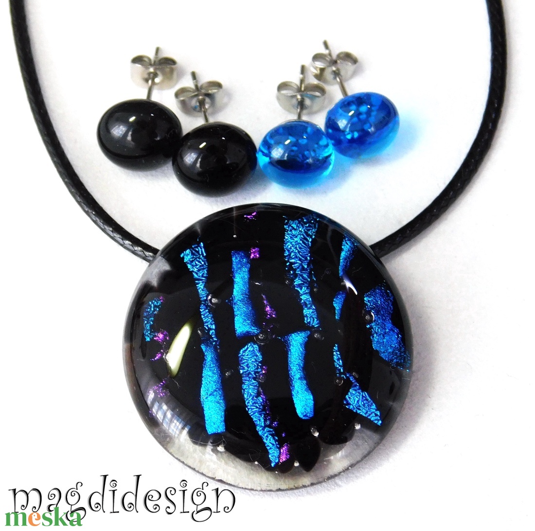  Kék fekete üvegékszer szett nyaklánc stiftes fülbevaló  Anyák napjára, ballagásra, születésnapra, névnapra - ékszer - ékszerszett - Meska.hu