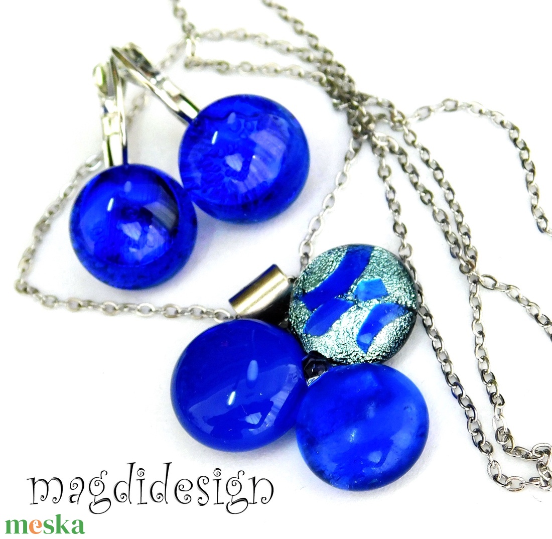 Ezüst-kék dichroic bogyós színtrió üvegékszer szett nyaklánc kapcsos fülbevaló  Ballagásra, anyák napjára, névnapra - ékszer - ékszerszett - Meska.hu