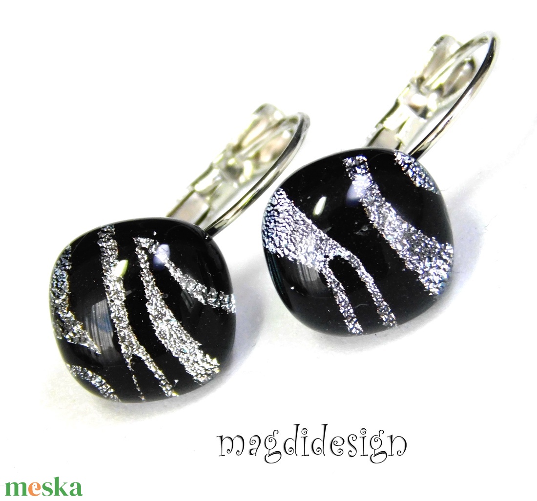  EXKLUZÍV  Fekete ezüst zebra üvegékszer kapcsos fülbevaló - Anyák napjára, ballgásra - ékszer - fülbevaló - lógó fülbevaló - Meska.hu