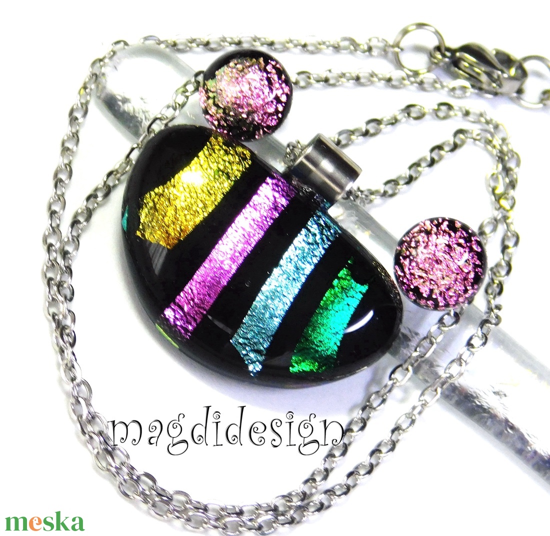 NEMESACÉL! Színes dichroic csikok üvegékszer szett, nyaklánc, stiftes fülbevaló  - ékszer - ékszerszett - Meska.hu