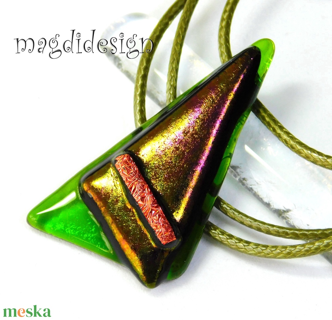 Aranyló moha üvegékszer nyaklánc   ANYÁK NAPJÁRA, BALLAGÁSRA, SZÜLETÉSNAPRA, NÉVNAPRA - ékszer - nyaklánc - medálos nyaklánc - Meska.hu