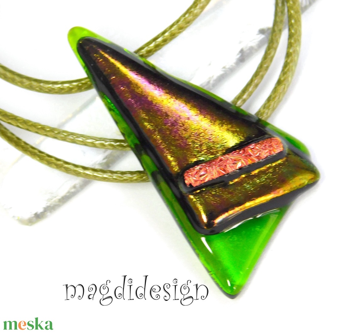 Aranyló moha üvegékszer nyaklánc   ANYÁK NAPJÁRA, BALLAGÁSRA, SZÜLETÉSNAPRA, NÉVNAPRA - ékszer - nyaklánc - medálos nyaklánc - Meska.hu