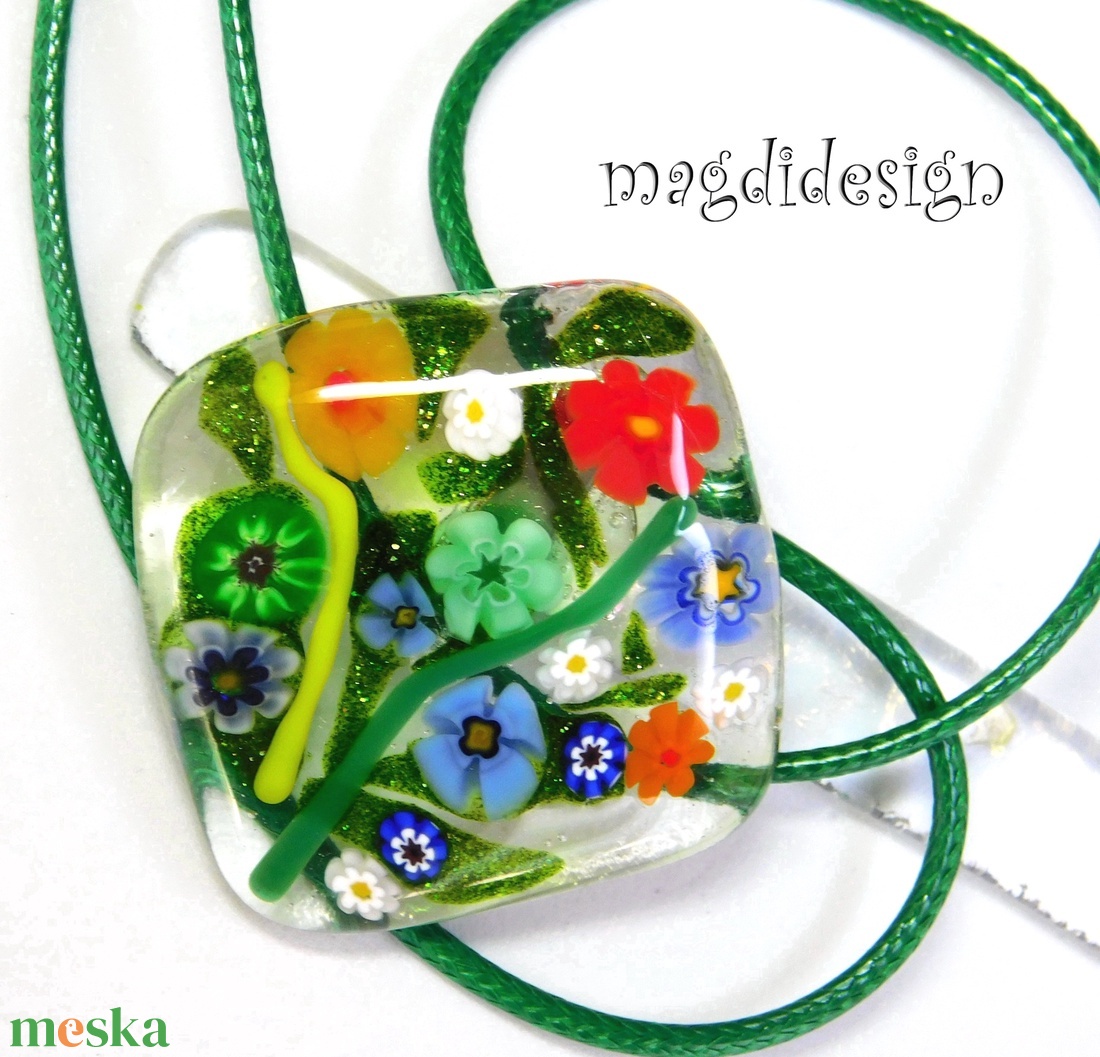Színes virágcsokor üvegékszer nyaklánc  Anyák napjára, születésnapra, ballagásra, névnapra - ékszer - nyaklánc - medálos nyaklánc - Meska.hu