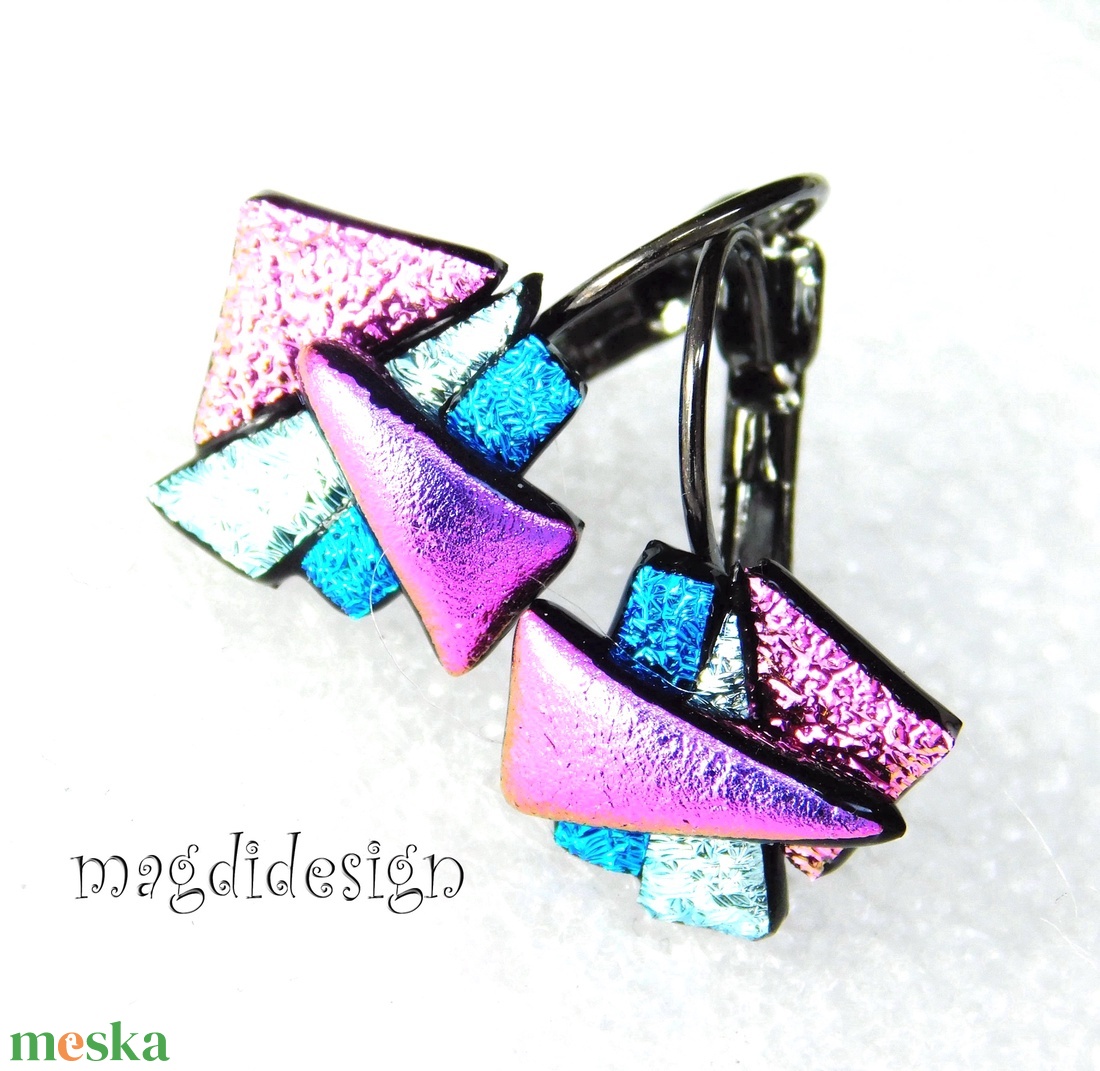 Színes borzaska üvegékszer kapcsos fülbevaló 1 - ékszer - fülbevaló - lógó fülbevaló - Meska.hu