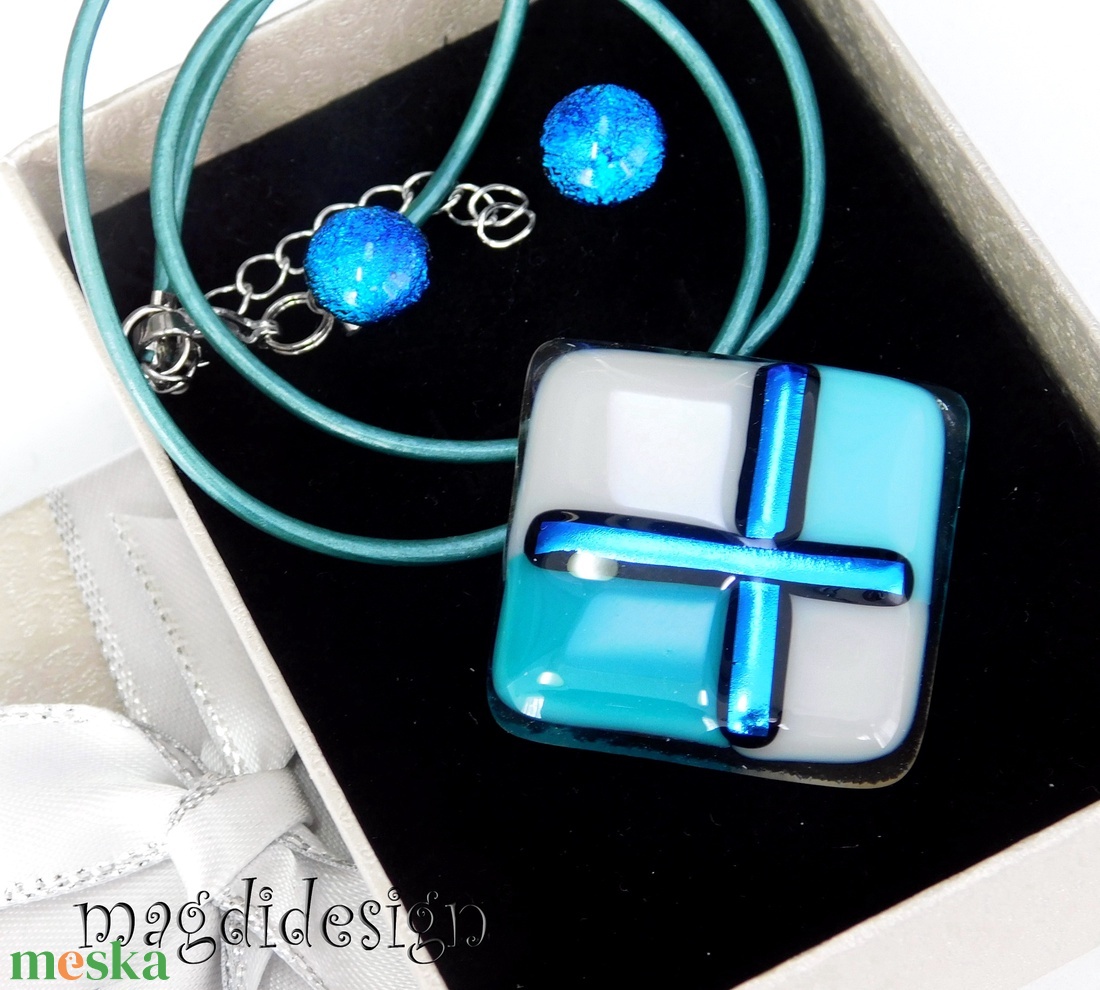 Absztrakt türkiz-beige üvegékszer szett   Anyák napjára, ballagásra, születésnapra, névnapra - ékszer - ékszerszett - Meska.hu