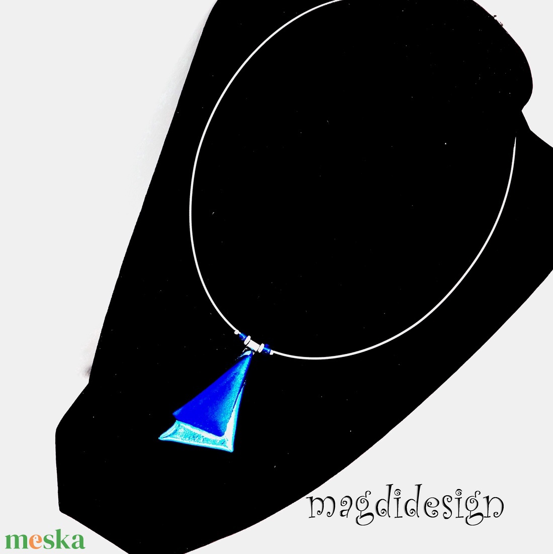 Színjátszó kék szögek üvegékszer szett nyaklánc stiftes fülbevaló Ballagásra, születésnapra, névnapra - ékszer - ékszerszett - Meska.hu