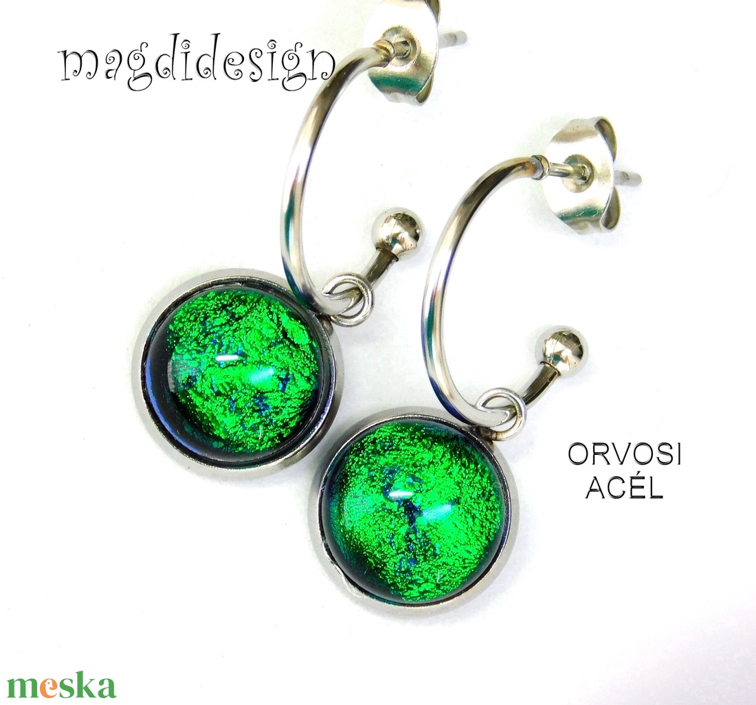Színjátszó smaragzöld dichroic üvegékszer stiftes lógós nemesacél fülbevaló - ékszer - fülbevaló - lógó fülbevaló - Meska.hu