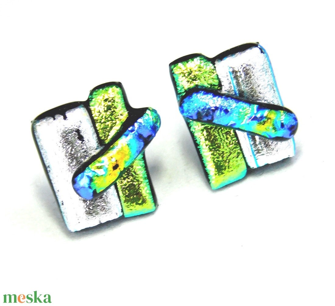 NEMESACÉL! Zöld-rózsaszín-arany  borzaska dichroic üvegékszer stiftes fülbevaló  - ékszer - fülbevaló - pötty fülbevaló - Meska.hu