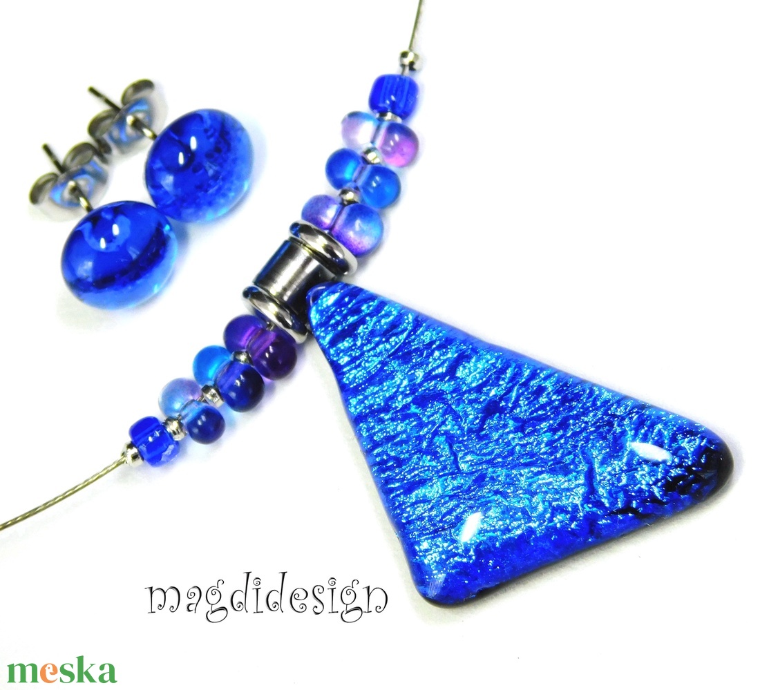  Szikrázó kék dichroic üvegékszer szett nyaklánc stiftes fülbevaló - ékszer - ékszerszett - Meska.hu