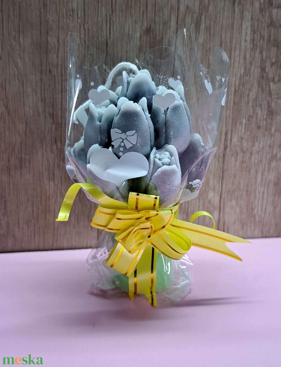 Tulipáncsokor gyertya � kézzel készített dekoráció - otthon & életmód - gyertya, illat, aroma - gyertya - Meska.hu