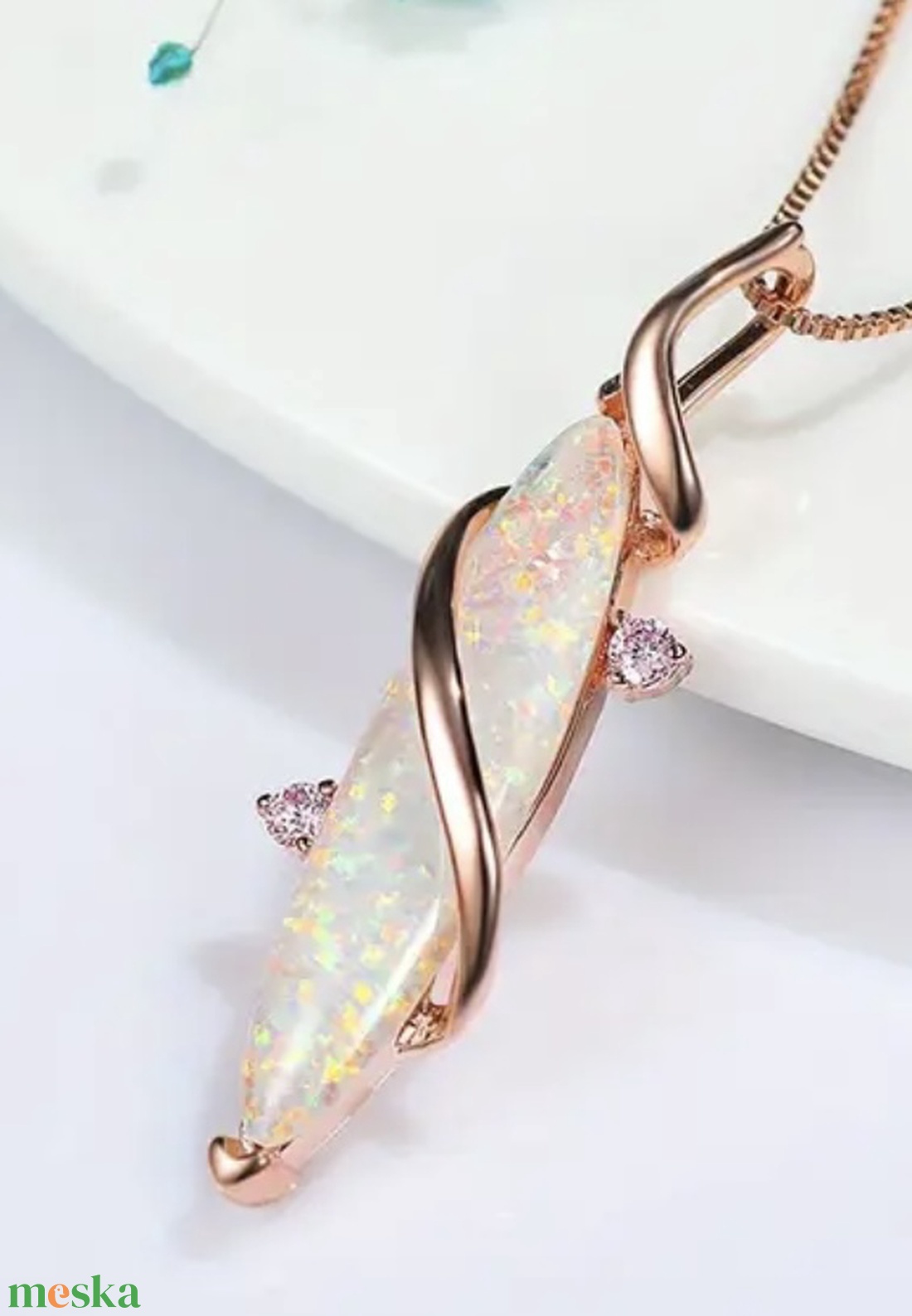 Opál köves csillogó Rosegold nyaklánc akciós termékkép 1