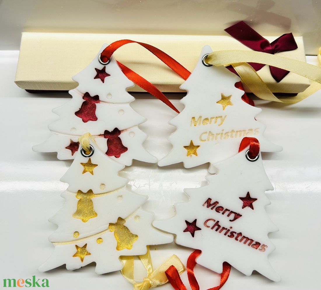 Akaszthatós karácsonyfadísz shaevajas szappanból - szépségápolás - szappan & fürdés - kézműves szappan - Meska.hu