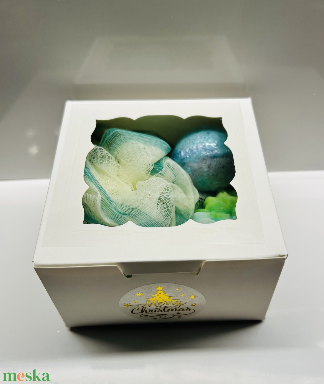 Karácsonyi én idő (me time) ajándék box illatos fürdőbombával és shea vajas szappannal ! - szépségápolás - szappan & fürdés - kézműves szappan - Meska.hu Karácsonyi én idő (me time) ajándék box illatos fürdőbombával és shea vajas szappannal ! - szépségápolás - szappan & fürdés - kézműves szappan - Meska.hu