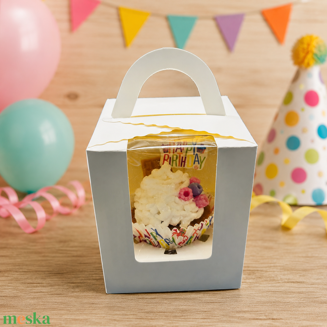  Szappan muffin születésnapra � habos cupcake szappan pasztell díszítéssel - szépségápolás - szappan & fürdés - kézműves szappan - Meska.hu