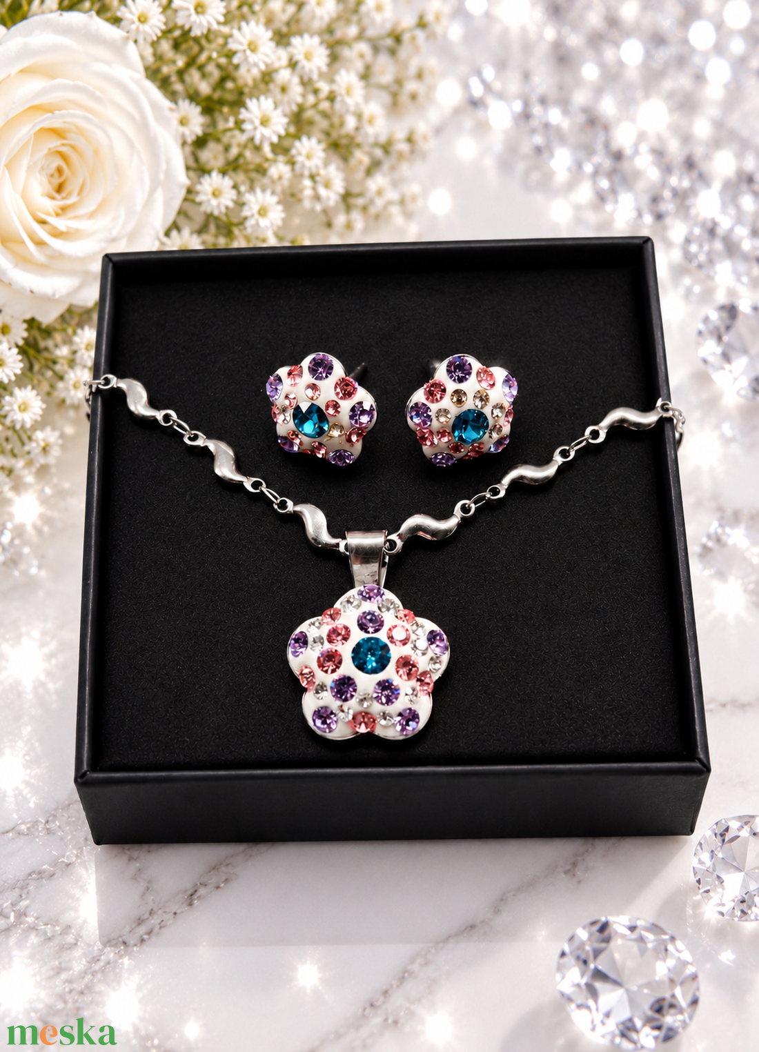 Swarovski /Preciosa kristályos virágos ékszerszett � nyaklánc és bedugós fülbevaló - ékszer - ékszerszett - Meska.hu