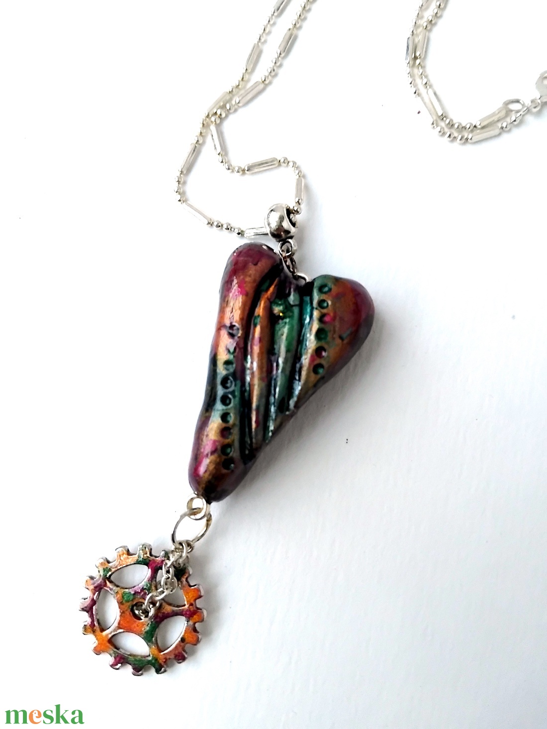 Az idő megy, a szerelem örök Valentin napi szív medál rövid láncon, köszönőkártyával - ékszer - nyaklánc - medálos nyaklánc - Meska.hu