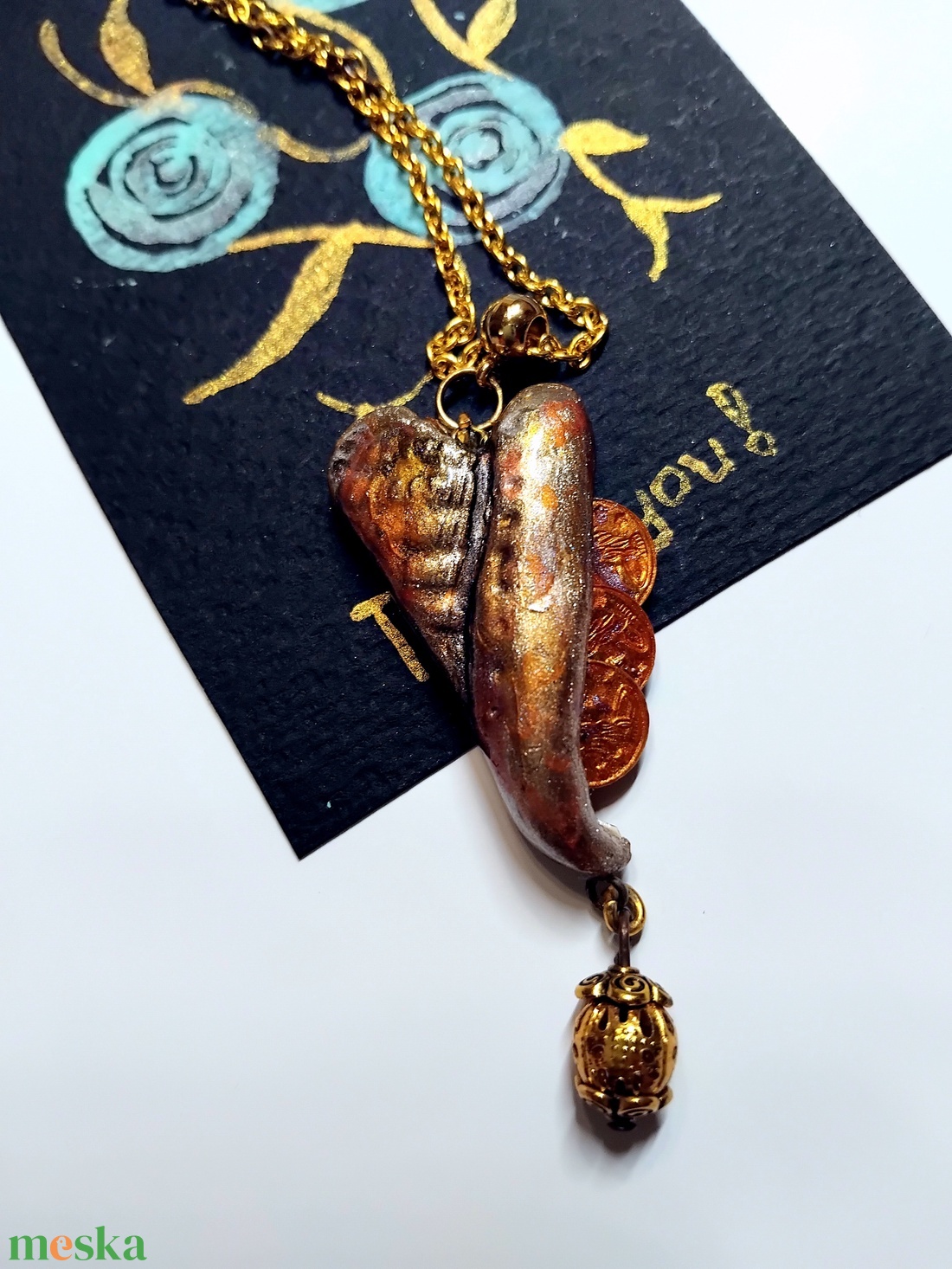 Aranyszív Valentin napi szív medál félhosszú láncon, köszönőkártyával - ékszer - nyaklánc - medálos nyaklánc - Meska.hu