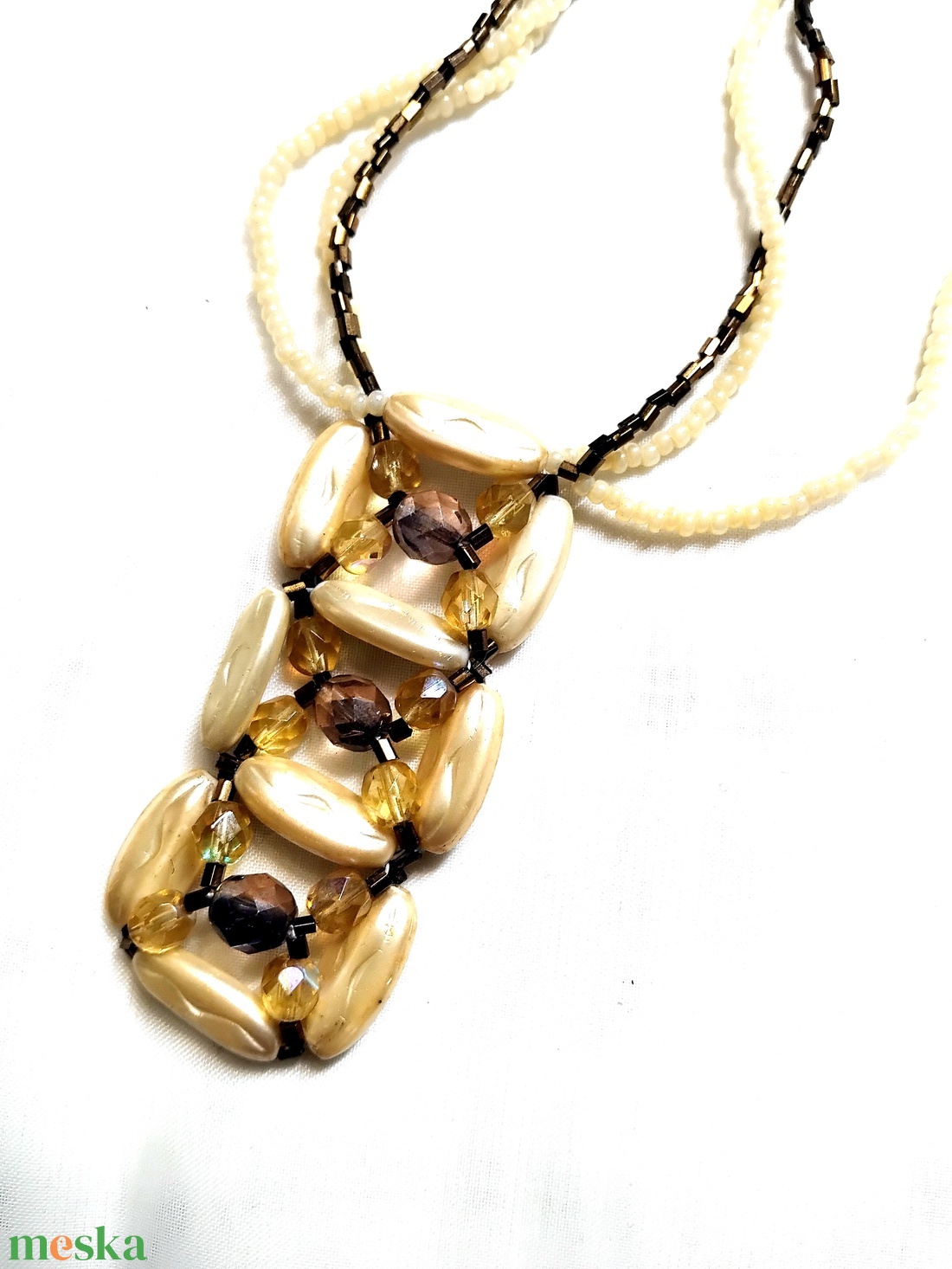 Pearl Lady nyaklánc gyöngyház formagyöngyökkel, hosszú - ékszer - nyaklánc - gyöngyös nyaklánc - Meska.hu Pearl Lady nyaklánc gyöngyház formagyöngyökkel, hosszú - ékszer - nyaklánc - gyöngyös nyaklánc - Meska.hu