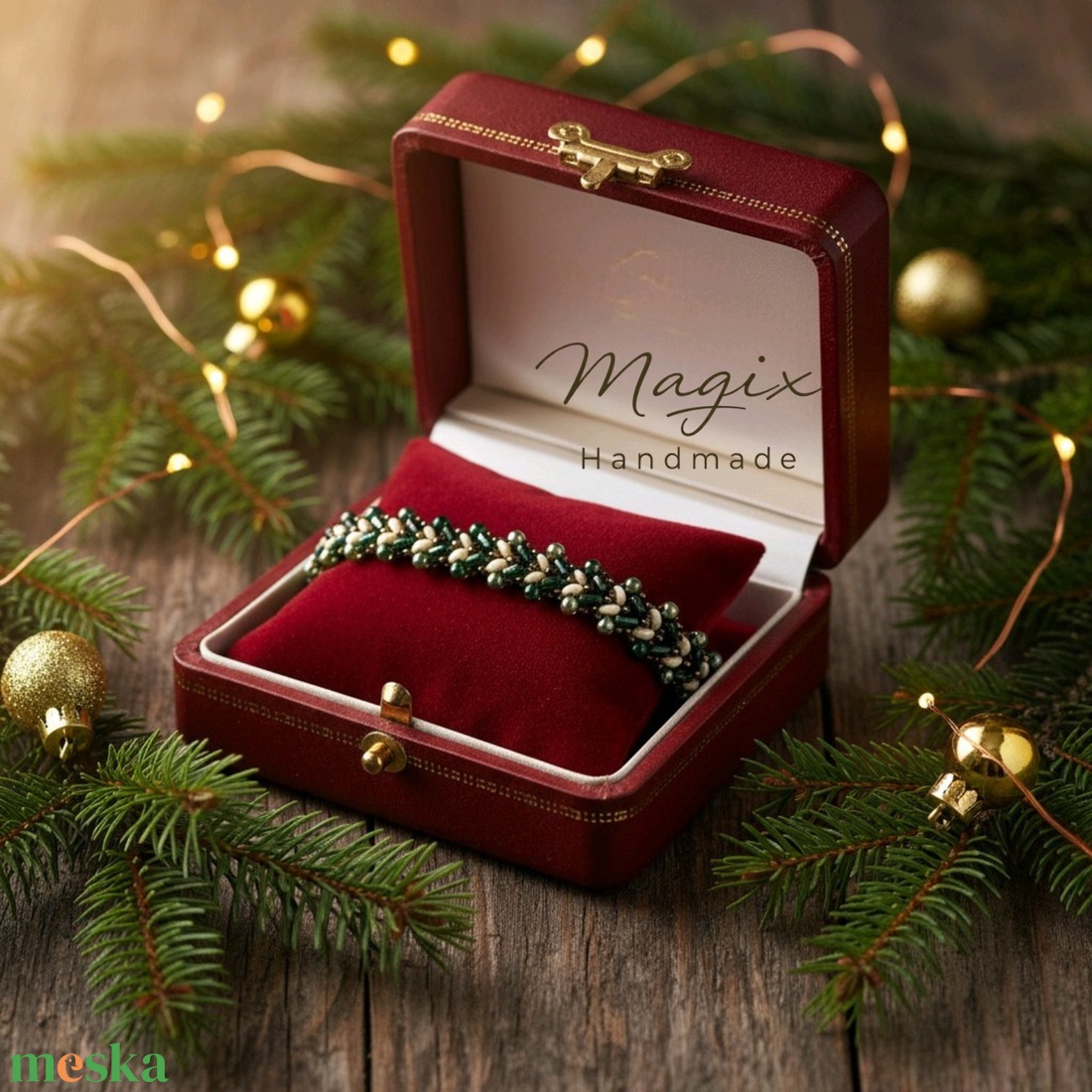 Zöld fenyő alkalmi karkötő formagyöngyökből - ékszer - karkötő - gyöngyös karkötő - Meska.hu