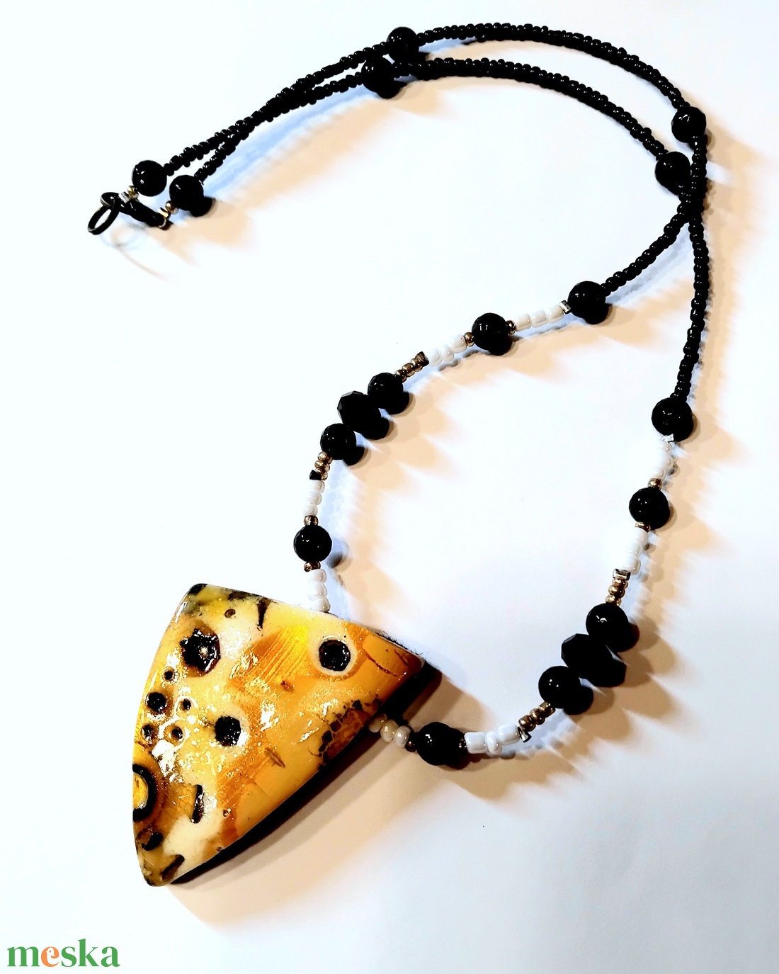 Arany pillanatok mokume gane polymer clay medálgyöngyös nyaklánc ónixgyöngyös láncon - ékszer - nyaklánc - medálos nyaklánc - Meska.hu