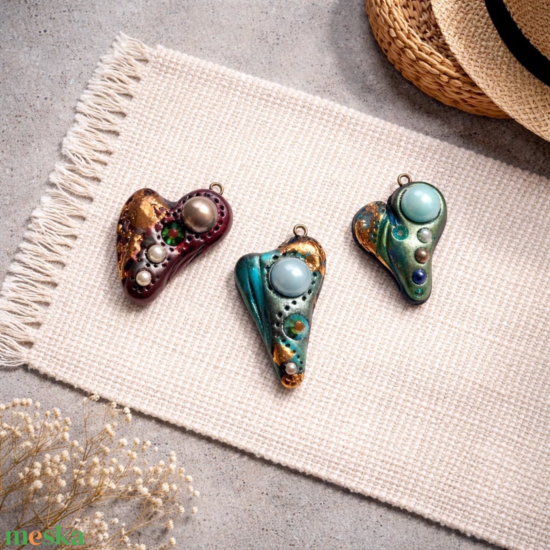 Valentin napi Steampunk medálok Elegáns aszimmetria sorozat megrendelésre, lánccal vagy anélkül, 1 héten belül - ékszer - nyaklánc - medál - Meska.hu