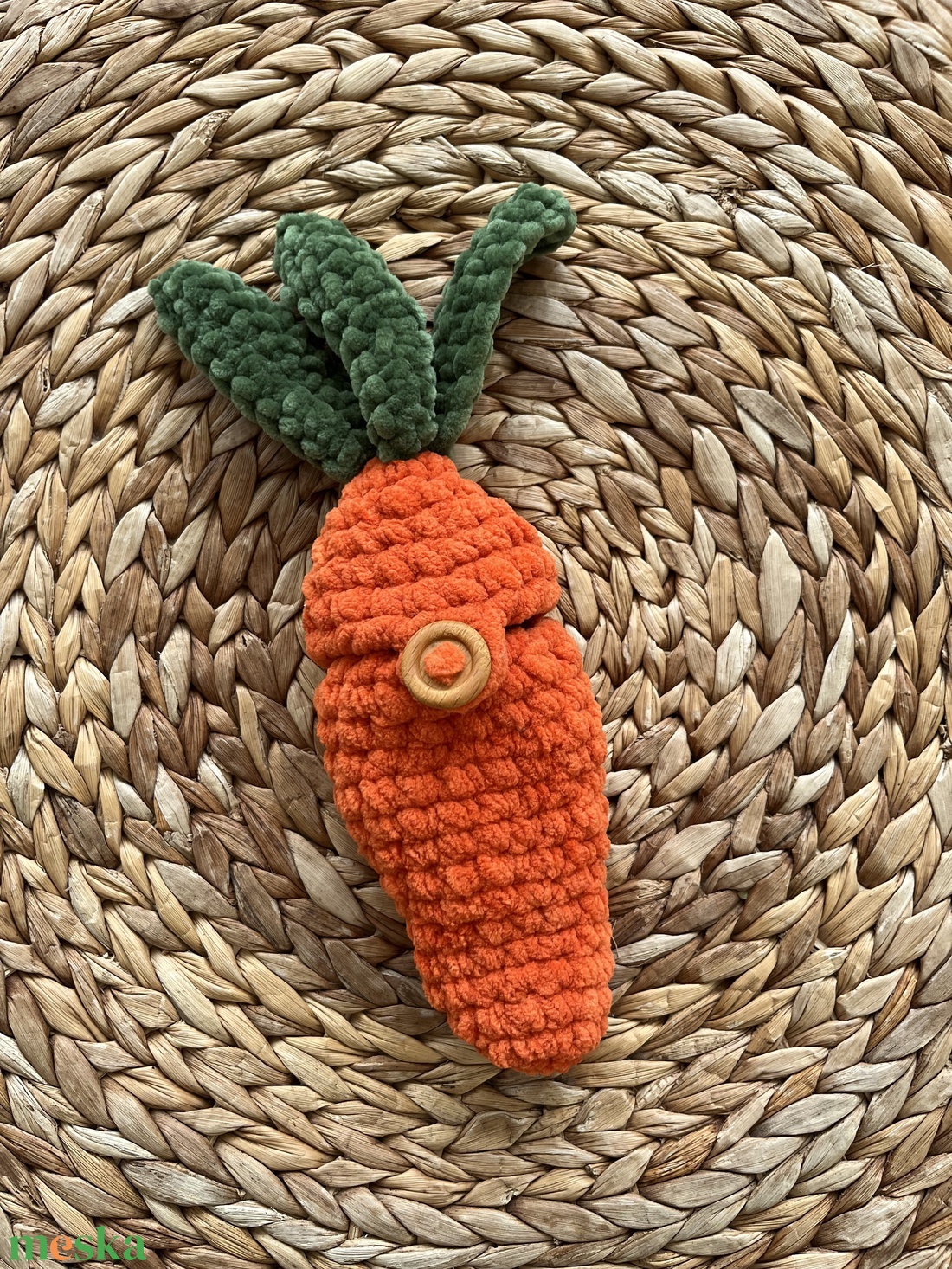 Nyuszi répában - játék & sport - plüssállat & játékfigura - nyuszi - Meska.hu