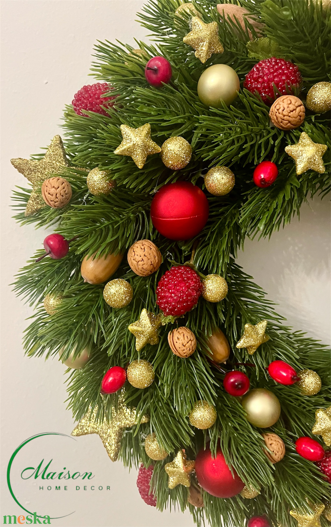 Diótörővel díszített ajtódísz, kopogtató - karácsony - karácsonyi lakásdekoráció - karácsonyi ajtódíszek - Meska.hu