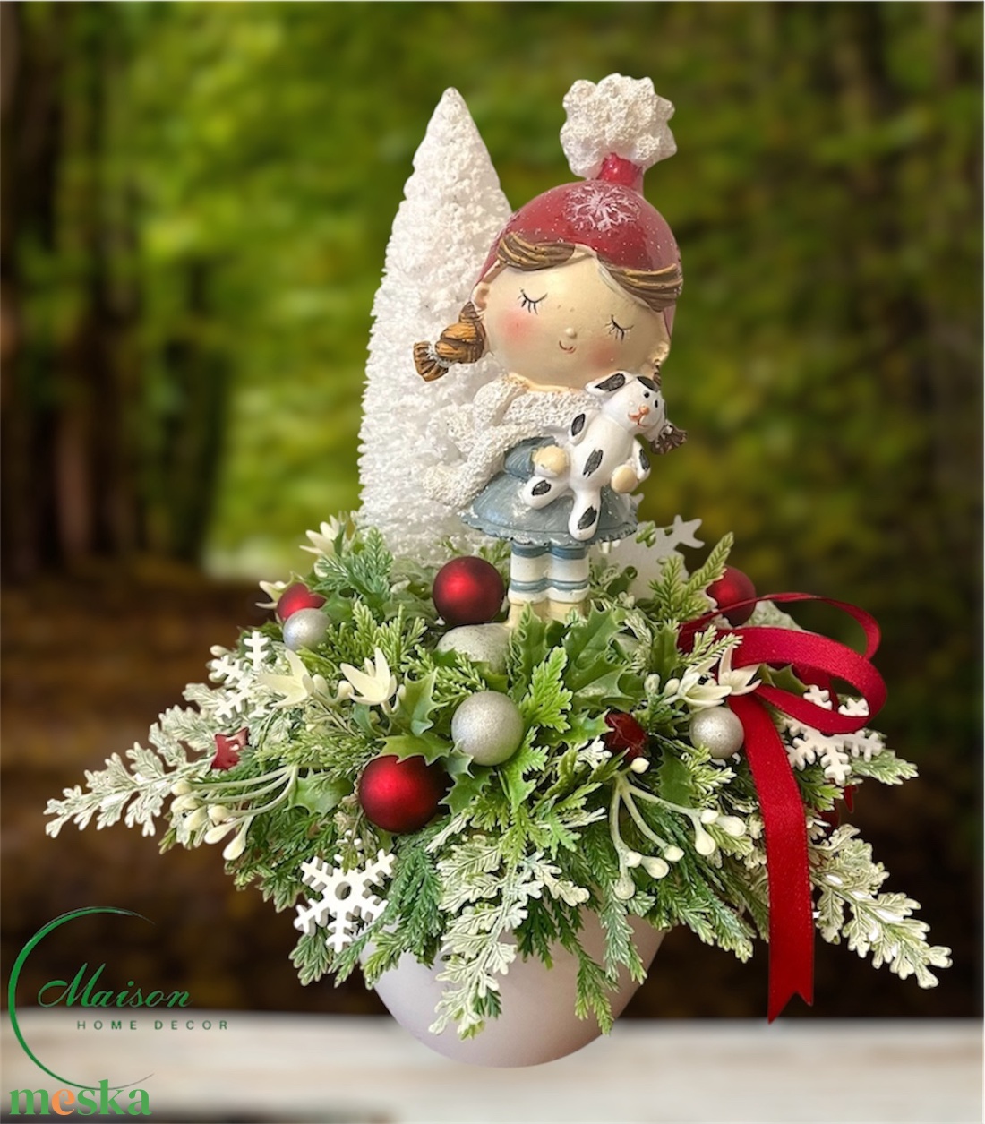 Karácsonyi asztaldísz bájos kislánnyal - karácsony - karácsonyi lakásdekoráció - ünnepi asztaldekoráció - Meska.hu