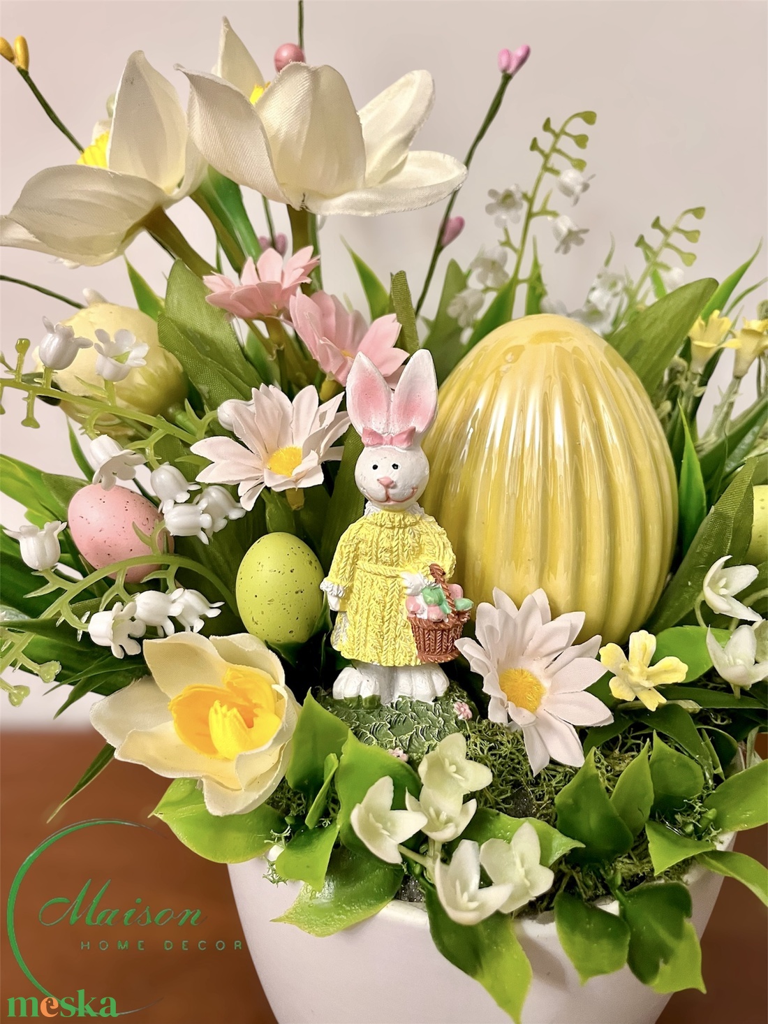 Húsvéti asztaldísz nyuszival, tojással - ünnepi díszek, dekorációk - húsvéti díszek és dekorációk - húsvéti asztaldíszek - Meska.hu